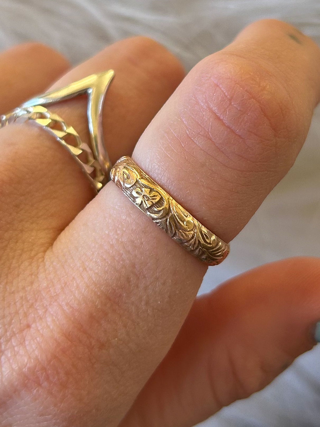 14k Gold-fill Floral Band
